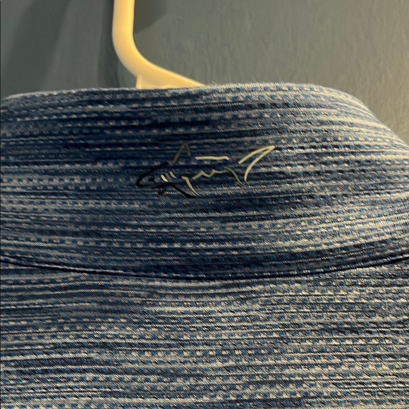 Greg Norman Blue Quarter-Zip Pullover Moisture Wicking UV Protection Small - Picture 9 of 16